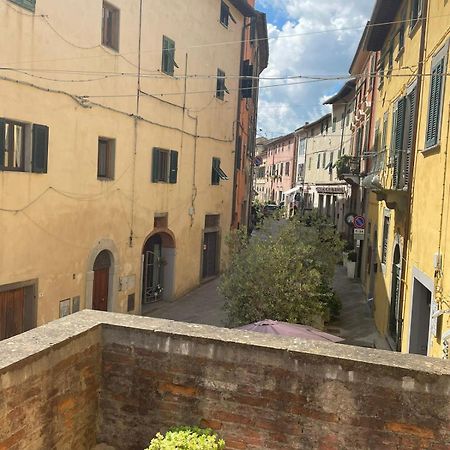 La Terrazza Di Susanna Peccioli Exterior foto